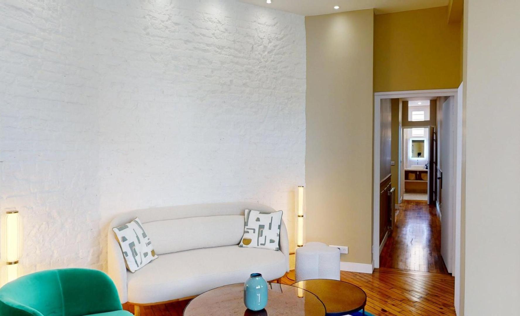 Parisian In The Latin Quarter's Heart Appartement