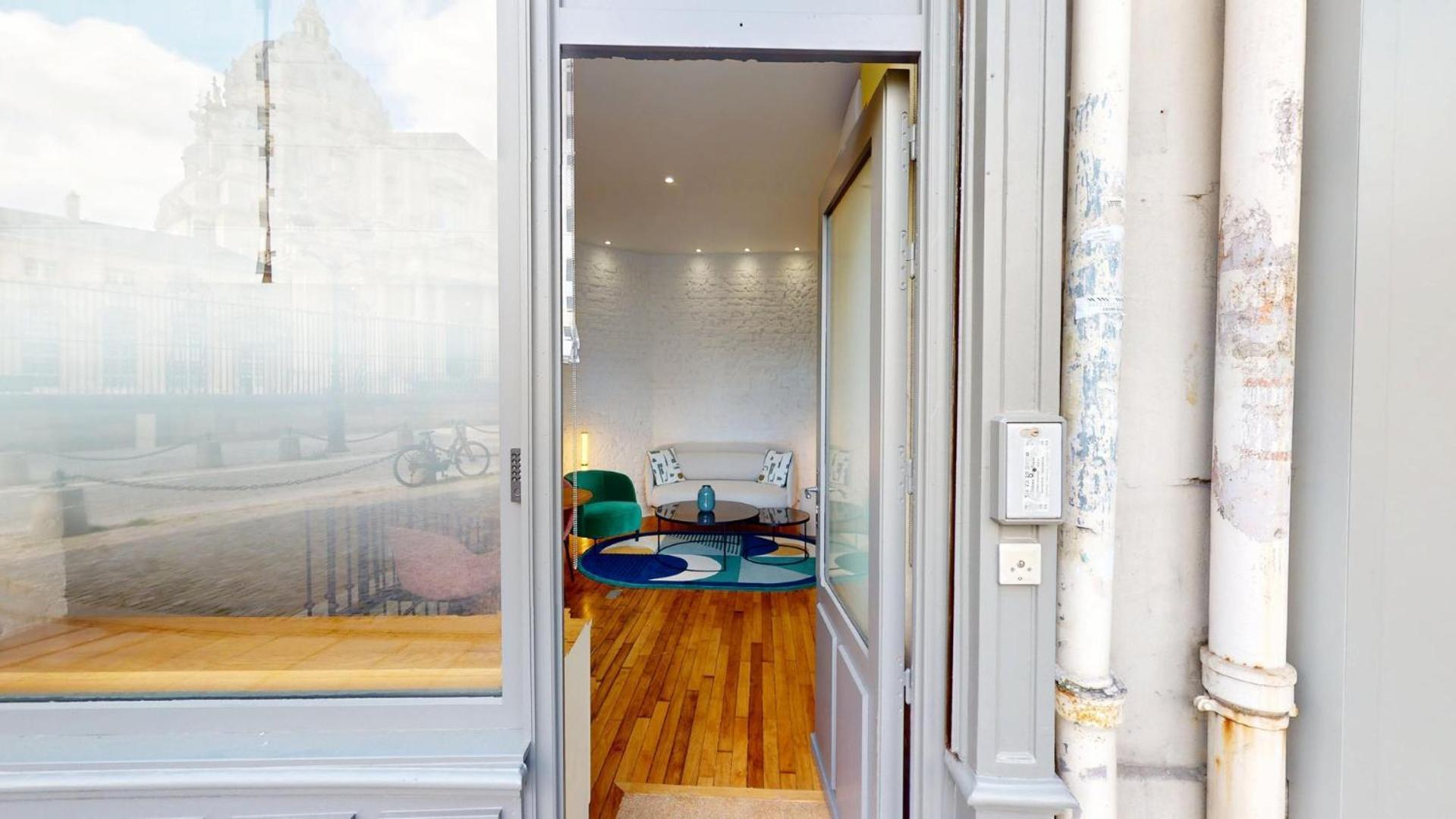 Parisian In The Latin Quarter's Heart Appartement *